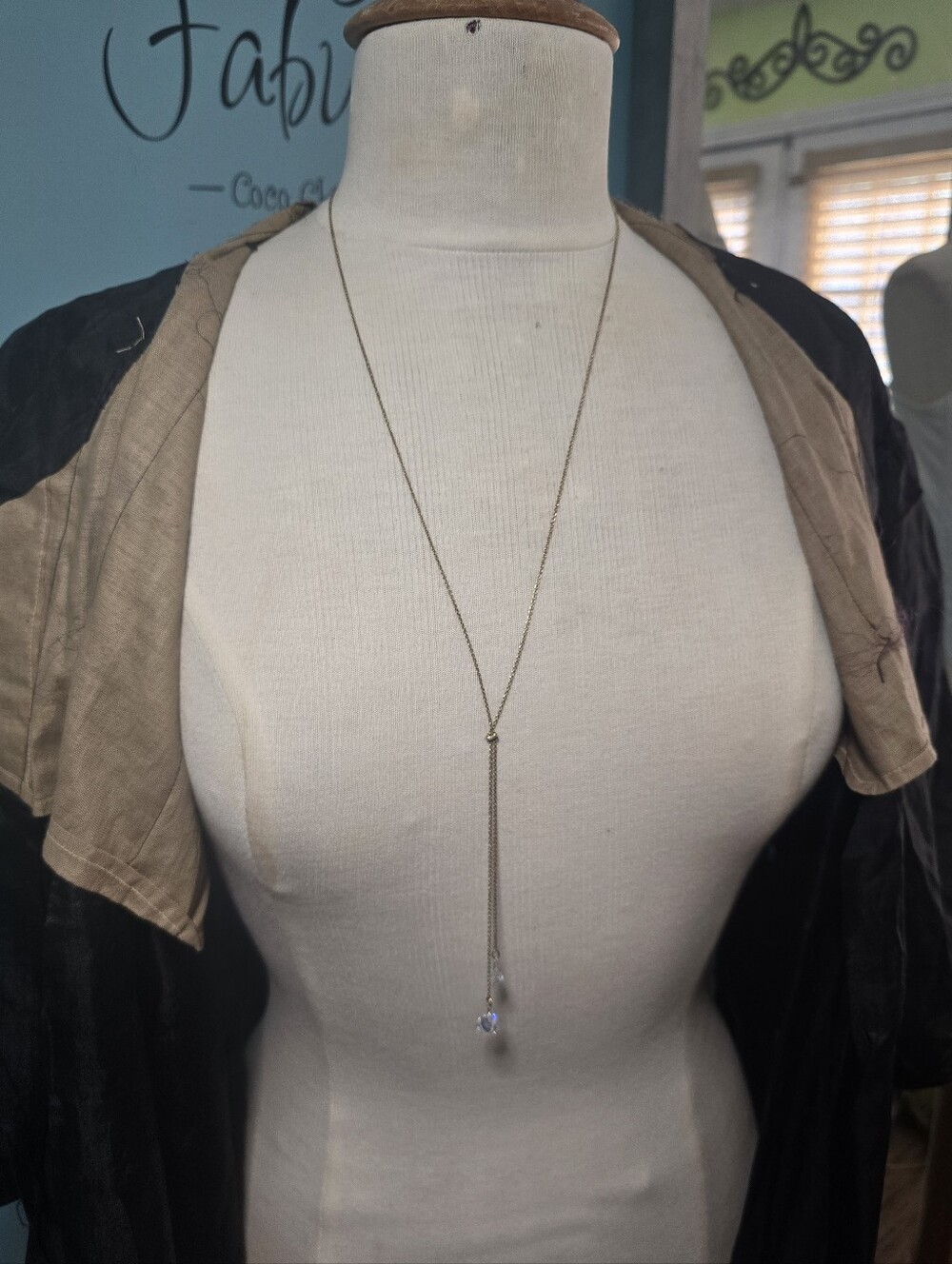 Delicate Gold-Toned Lariat Y-Necklace with Crystal Drops